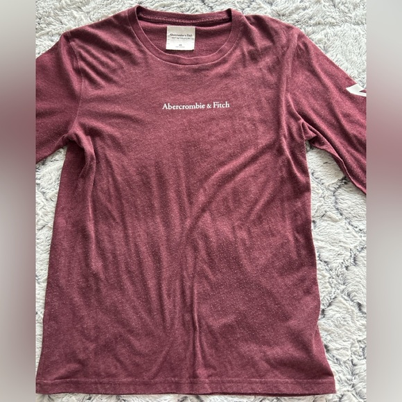 Abercrombie & Fitch Burgundy Long Sleeve T-Shirt - Picture 1 of 3